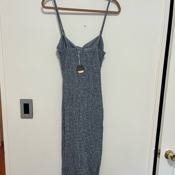 Gingham Maternity Dress - Picture 3 of 3